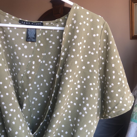 Sage cropped blouse - Picture 2 of 3